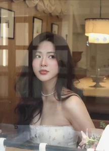 Radiant Beauty: Discover the Elegant Real-Life Style of Vietnamese Actress Minh Trang from the Hit Series No Limit - image 6