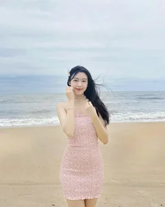 MC Quyen Linh’s Daughter Looks Like a Princess in 18th Birthday Photoshoot - image 2