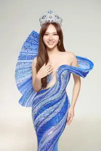 Runner-up Phuong Anh's Elegant Beauty Shines Bright Amidst Sen Vang Departure News - image 7