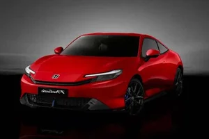 The 2026 Honda Prelude e:HEV: A Modern Hybrid Revival of the Iconic Sporty Coupe Featuring Sleek Aerodynamics and Sustainable Performance - image 3