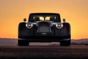 The Exclusive Morgan Midsummer Coupe: A Rare Masterpiece of Design - image 8