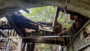 The Tragic Decay of Thanh Hoa's Historic Chinese Merchant Assembly Hall - image 0