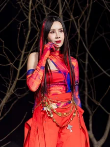 Emotional Performances and High Energy: My Linh and Luu Huong Giang Shine at Tet Dep - image 3