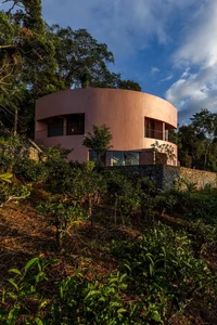 Bao Lam Retreat: Embracing Steep Terrain for a Mountainous Escape - image 33