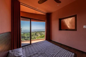 Bao Lam Retreat: Embracing Steep Terrain for a Mountainous Escape - image 2