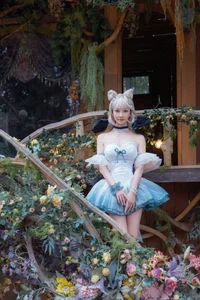 Dreamy Aesthetic: Coser Nnian as in an Enchanted Garden - image 19