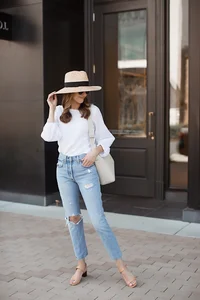 8 Chic Hat Styles to Instantly Elevate Your Everyday Outfits - image 1