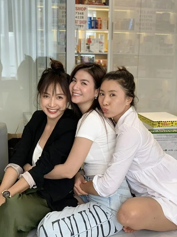 Vietnamese Actress Kha Ly Pregnant After Eight Years of Marriage