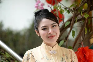 Flight Attendant Phan Que Chi’s Secret to Keeping Fit During the Holidays - image 1