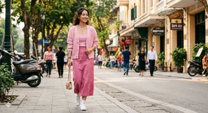 8 Stunning Pink Outfit Ideas for a Flawless Spring and Summer Wardrobe - image 5