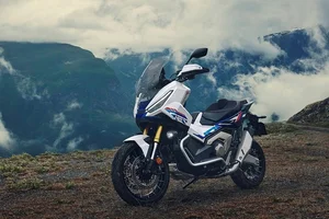 New Release: 2026 Honda X-ADV Redefines the Premium Scooter Market - image 3