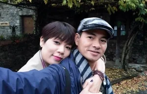 Who is Xuan Bac’s Wife? Meet Hong Nhung, the Hanoi Art Lecturer and Elegant Socialite - image 7