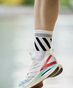 10 Essential Tips for Running in the Rain Safely - image 3