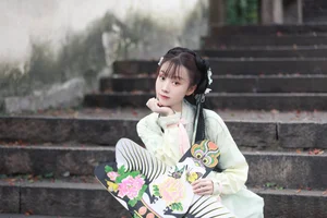 Grace and Poise: YiTuYu Art Language Vol.4459 Featuring Xiao Ting - image 12