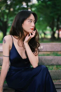 Military Beauty Transforms into a Dreamy Muse of Hue: A Captivating Visual Story - image 5
