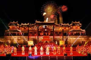 Record-Breaking Tourism Statistics: Analyzing the Massive 7-Day Holiday Travel Surge and Its Economic Impact - image 10