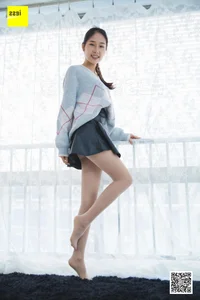 IESS Chinese Model Meizi Dazing at the Window Atmospheric Indoor Gallery - image 2