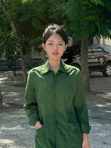 Natural Beauty in Uniform: The Captivating Military Training Photos of a Student from Nghe An - image 6