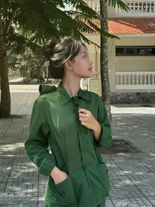 Natural Beauty in Uniform: The Captivating Military Training Photos of a Student from Nghe An - image 3