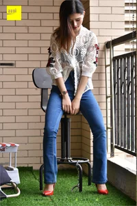 IESS 224: Guang Yan in Casual Jeans and Red Heels - image 36