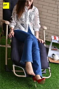 IESS 224: Guang Yan in Casual Jeans and Red Heels - image 54