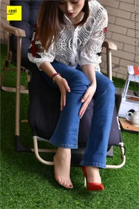 IESS 224: Guang Yan in Casual Jeans and Red Heels - image 37