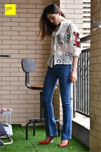 IESS 224: Guang Yan in Casual Jeans and Red Heels - image 64