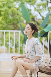 Exploring the Visual Elegance of Chinese Idol and Model Shen Meng Yao - image 23