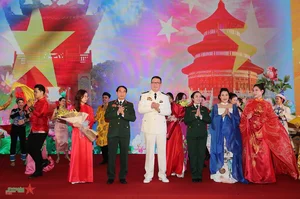 Highlights from the 8th Vietnam-China Border Defense Friendly Exchange - image 5