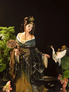 YiTuYu Art Language Vol.6699: Capturing the Playful Elegance of Xiao Xi Ya - image 16