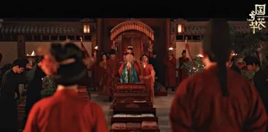 Stunning Cinematography in Flourished Peony Starring Yang Zi - image 23