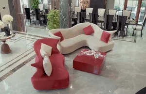 Việt Hương’s Viral Moment: A Strange Expression at Her 300 Billion VND Villa - image 2