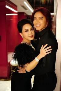 Actor Tran Bao Son Celebrates Heartwarming Birthday with Family and Daughter - image 3