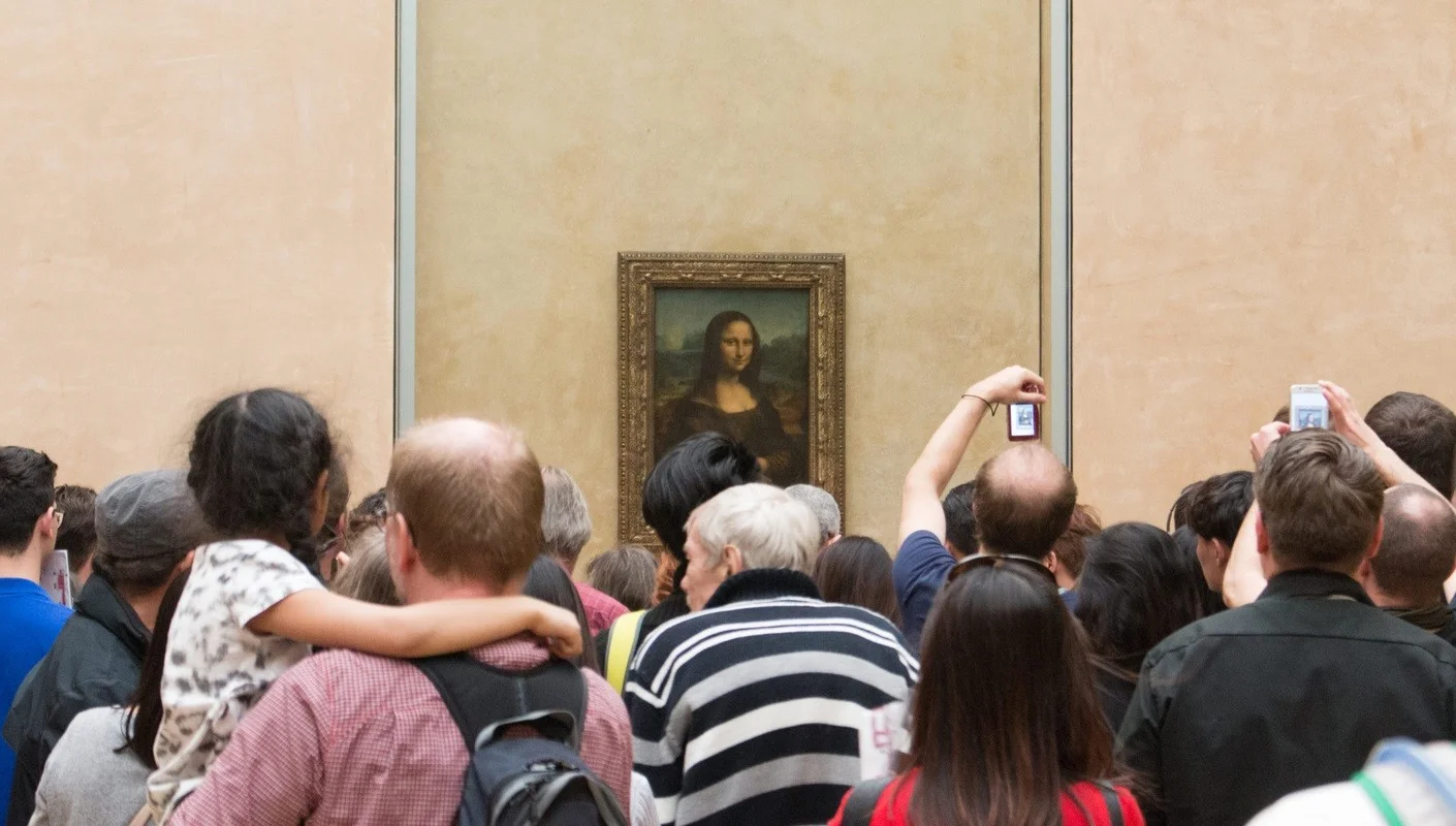 3 Shocking Secrets Discovered After Zooming in 400x on the Mona Lisa