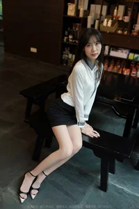 IESS Tuan Tuan Long-Legged OL: A Masterpiece of Chinese Model Fashion - image 58