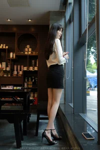 IESS Tuan Tuan Long-Legged OL: A Masterpiece of Chinese Model Fashion - image 37