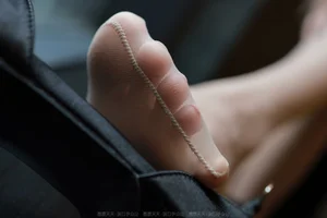 IESS Tuan Tuan Long-Legged OL: A Masterpiece of Chinese Model Fashion - image 49