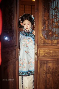 Sister Beauty Page 5: Elegant Asian Fashion and Lifestyle Portraits - image 11