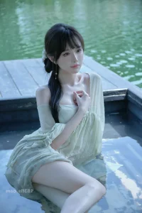 Sister Beauty Page 5: Elegant Asian Fashion and Lifestyle Portraits - image 2
