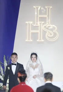 Coach Park Hang-seo Reunites with Quang Hai at Lavish Wedding: Highlights of the 1,200-Guest Ceremony and Star-Studded Guest List - image 3