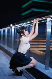 Coser Feng Jiang Jiang V as Hisaki JK: Captivating Youthful Charm in the City - image 10