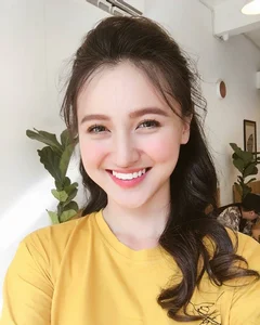 Mai Tay: The Can Tho Hot Girl Stuns Fans with Her Rare Bare-Face Look - image 1