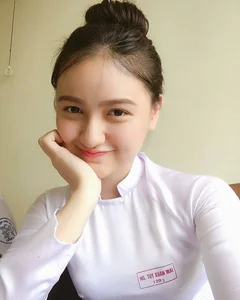 Mai Tay: The Can Tho Hot Girl Stuns Fans with Her Rare Bare-Face Look - image 6