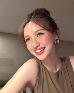 Mai Tay: The Can Tho Hot Girl Stuns Fans with Her Rare Bare-Face Look - image 3