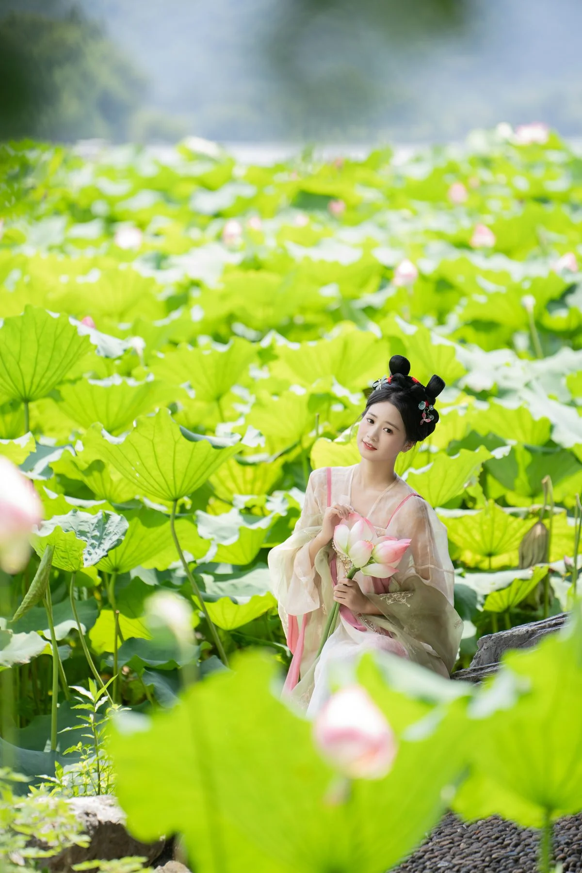 YiTuYu Art Language Vol.6037: A Deep Dive into the Sophisticated Imagery of Cheng Zi Shu