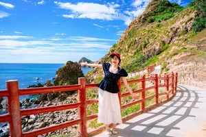 Gen Z Solo Travel: How a Student Funded Her 12-Day Island Adventure - image 5