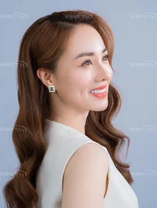 Inside the Stunning Beauty Transformation of Ngoc Ha: Post-Rhinoplasty Elegance - image 2