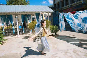 Er Jia Liu in YiTuYu Art Language Vol.4527: A Masterclass in Fine Art Photography - image 15