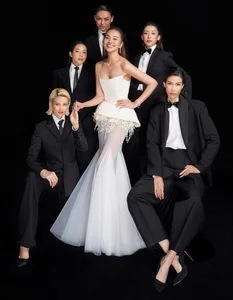 Who Caught Thanh Hang’s Wedding Bouquet? Star-Studded Nuptials Spark Online Buzz - image 1