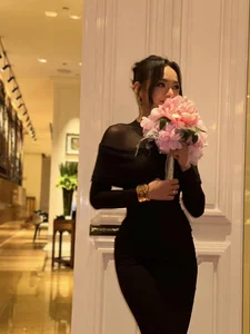 Who Caught Thanh Hang’s Wedding Bouquet? Star-Studded Nuptials Spark Online Buzz - image 8